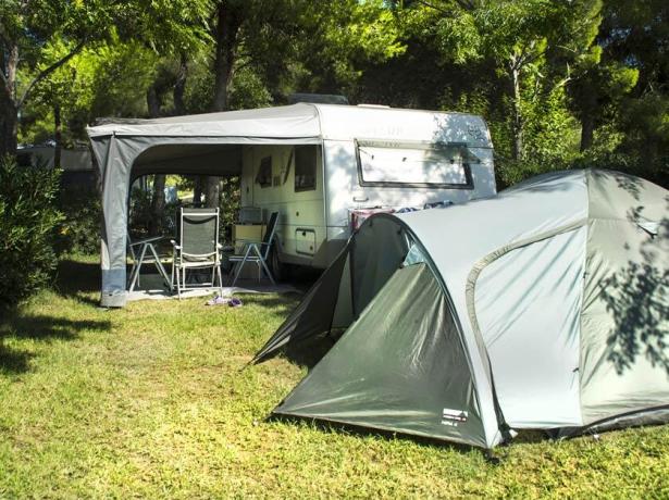 campinglecapanne en june-is-better-in-our-campsite 022